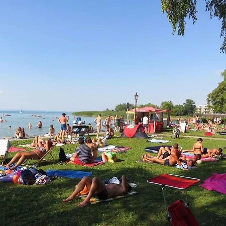 Dom wakacyjny In - Balaton 19976 *